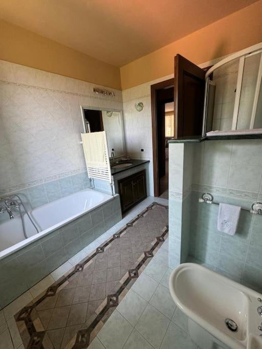 Appartamento Gallicano - La Tana Exterior foto