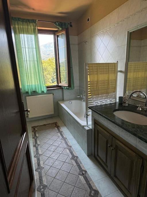 Appartamento Gallicano - La Tana Exterior foto